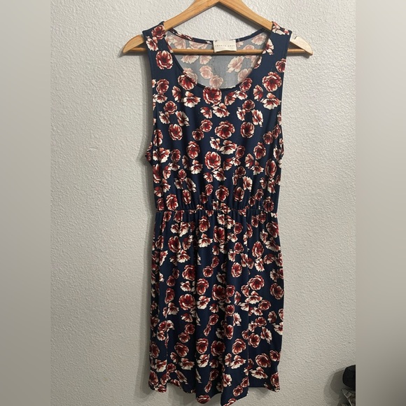 EUC XL French Grey Floral Dress - Picture 1 of 7